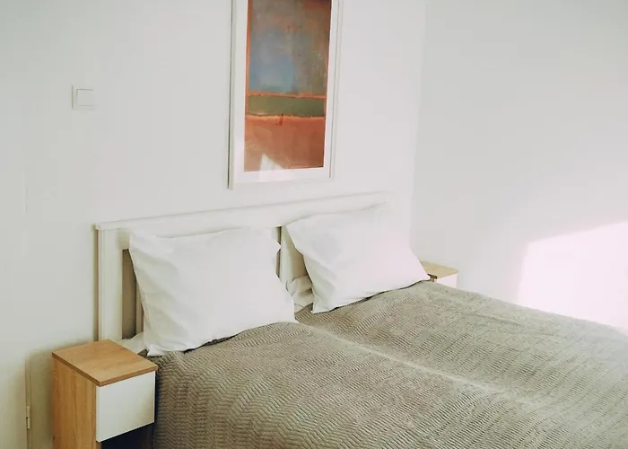 2-room, Garden, Close To The Center شقة *